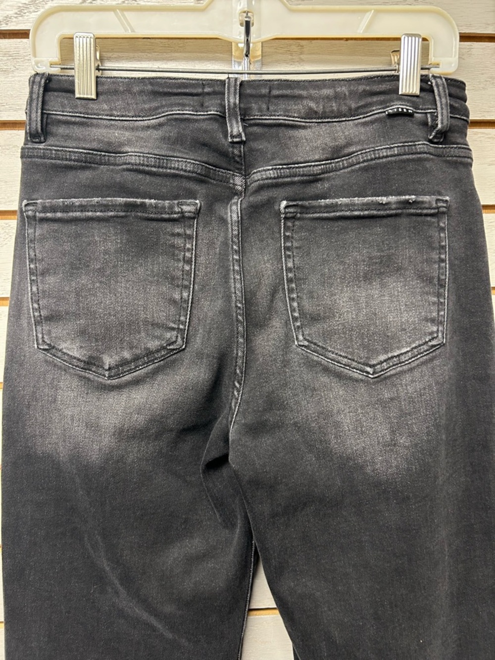 High-Rise Black Straight Jeans for Women - Picture 7 of 7